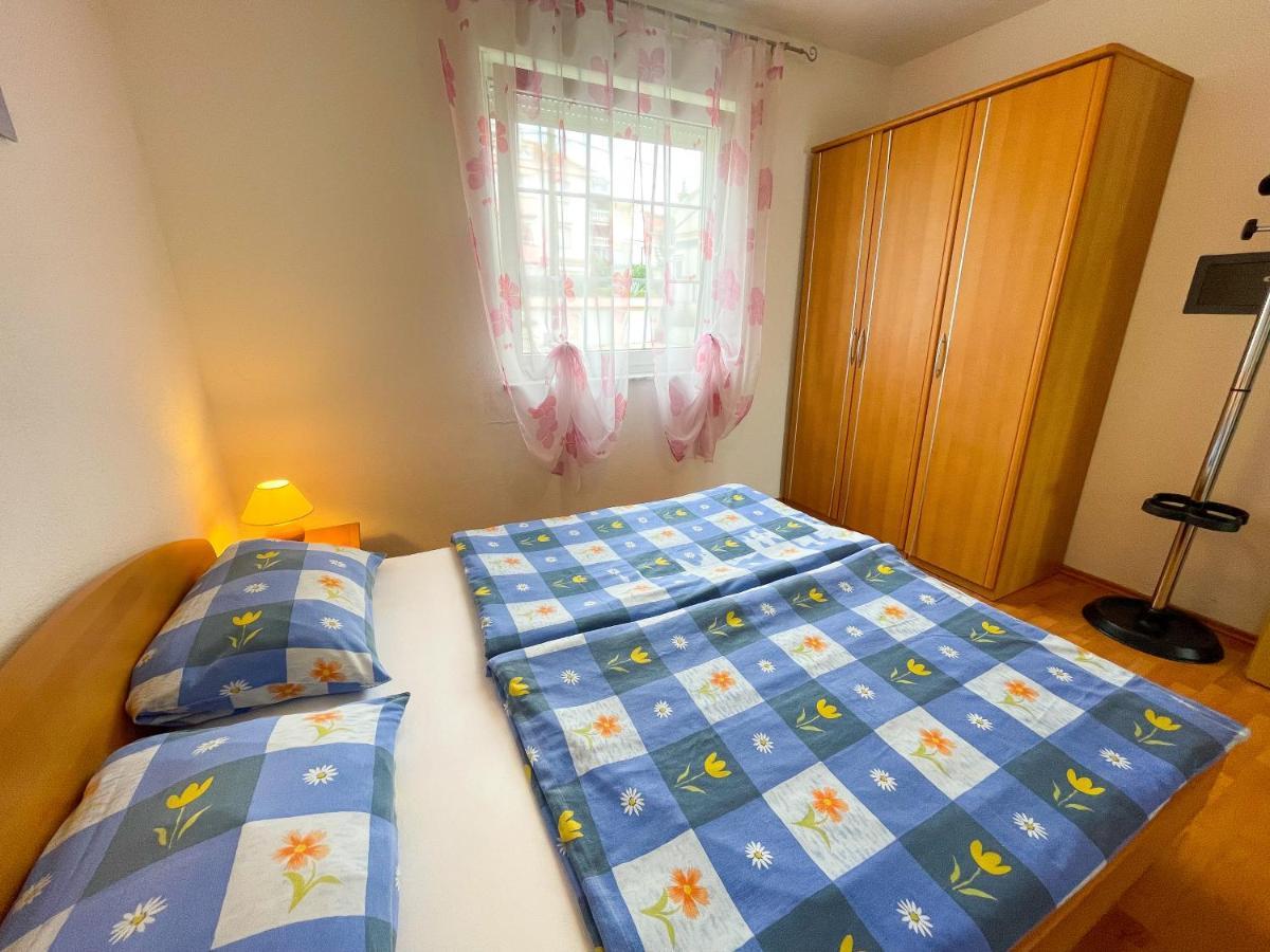 Apartmani Toni Dramalj Eksteriør bilde