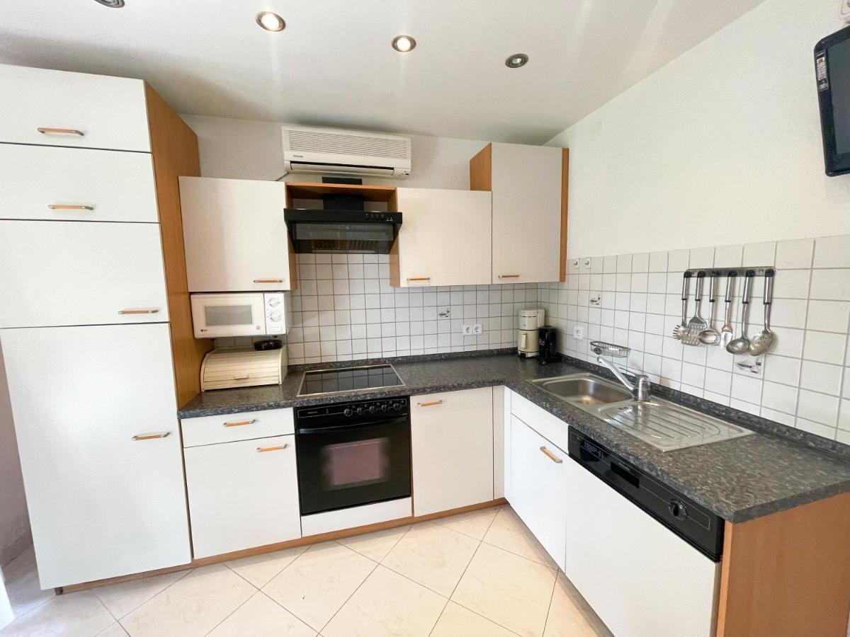 Apartmani Toni Dramalj Eksteriør bilde