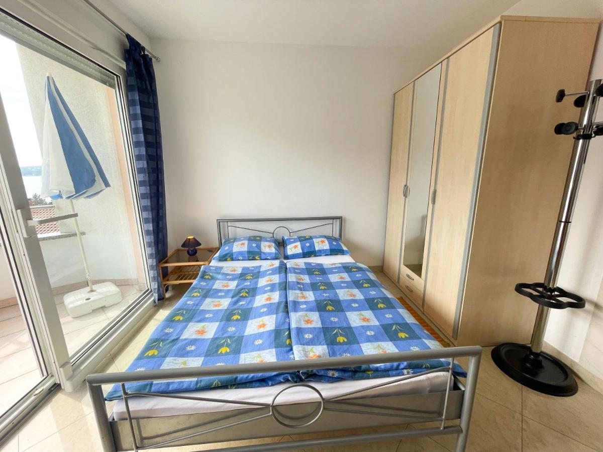 Apartmani Toni Dramalj Eksteriør bilde