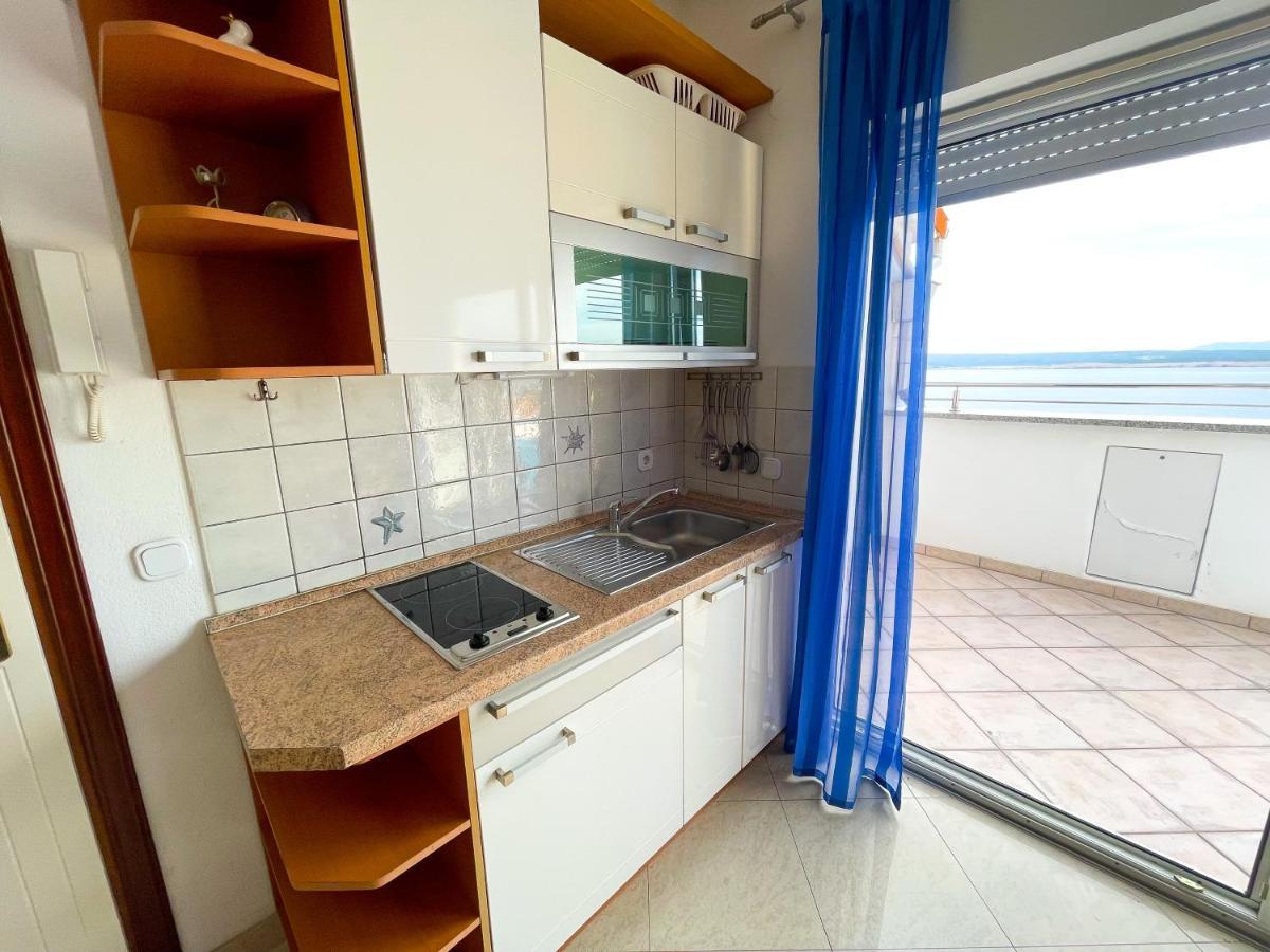 Apartmani Toni Dramalj Eksteriør bilde