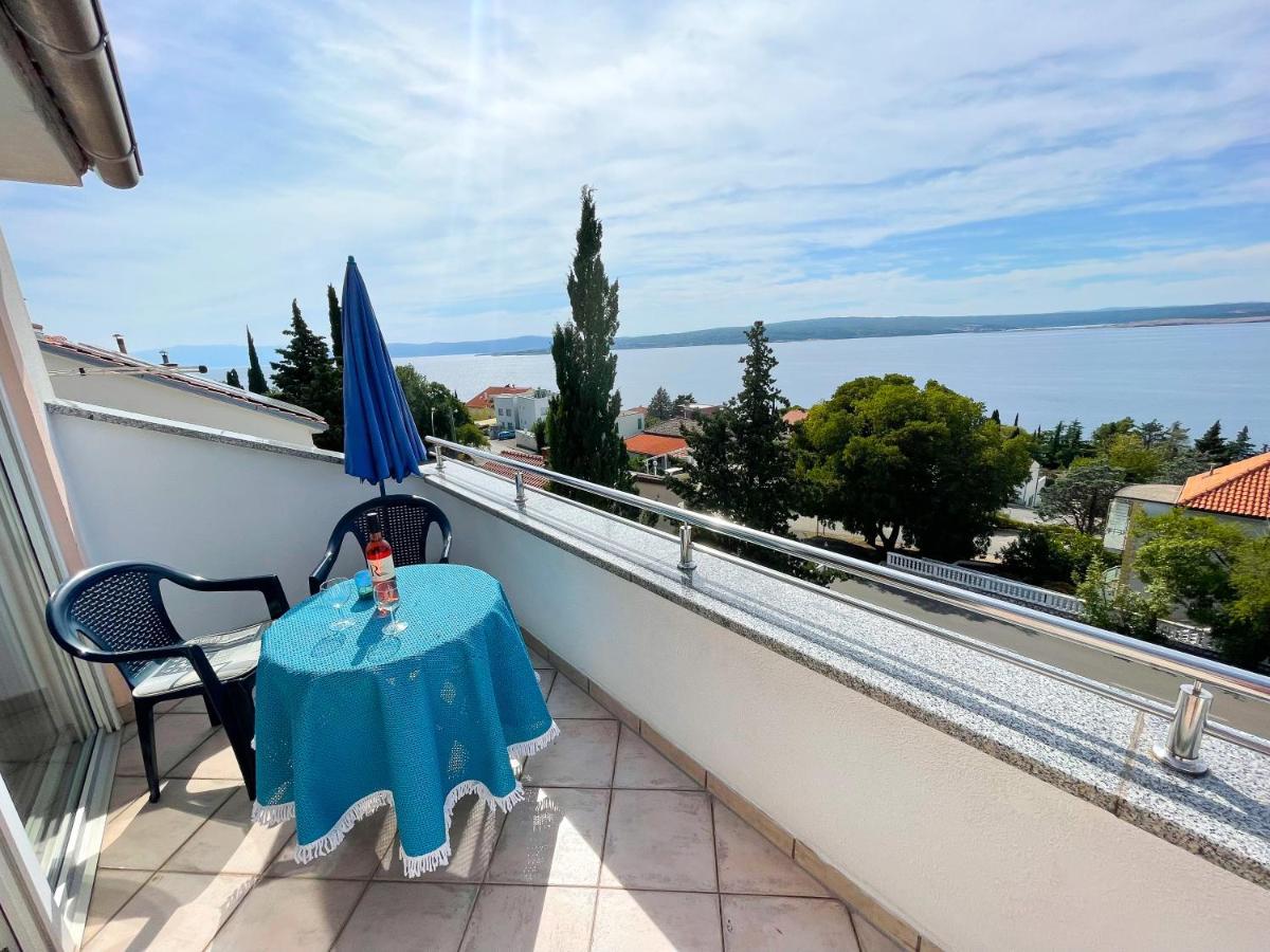 Apartmani Toni Dramalj Eksteriør bilde
